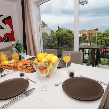 Kseni 3* Rovinj