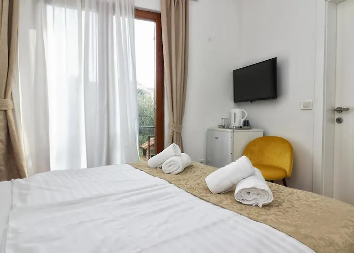 Kseni 3* Rovinj