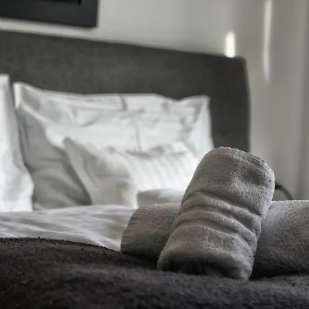 Kseni Πανσιόν