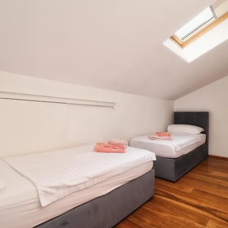 Kseni Guest house