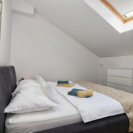 Kseni Guest house