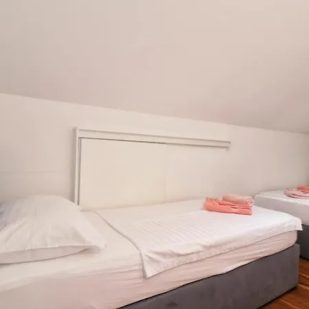 Kseni Guest house 3*