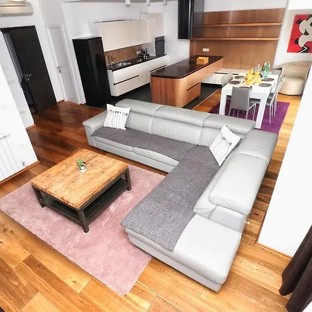 Kseni Guest house
