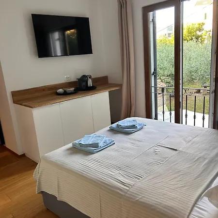 Kseni 3* Rovinj